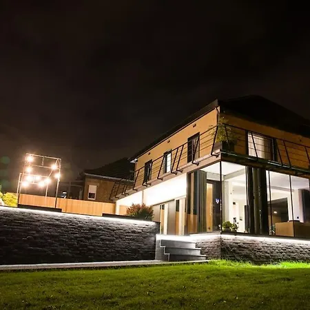 Buenas Noches Standing Piscine & Wellness