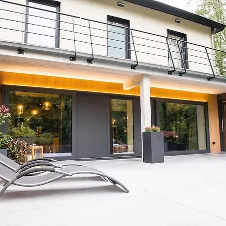 Buenas Noches Standing Piscine & Wellness *