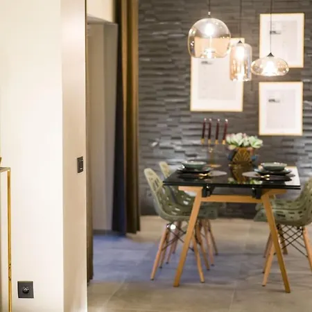 Buenas Noches Standing Piscine & Wellness Boncelles